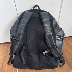 ６６.asicsリュックの画像