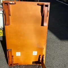 料理店の畳の食卓の画像