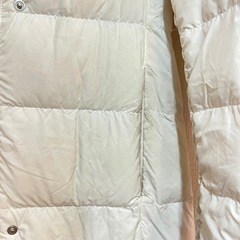 ユニクロ　Aラインダウンコート ホワイトの画像