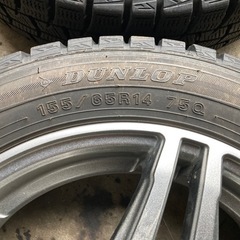 ダンロップ　スタッドレス　155/65R/14 　アルミ付き　4本セットの画像