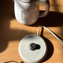 電気ケトル（ジャンク）の画像