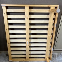 セミダブルベッドフレームの画像