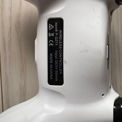 PS4本体   コントローラーの画像