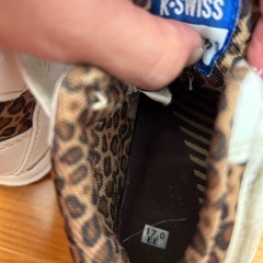 お出かけ　ハイカット　ダンスシューズ　室内履き　白　ヒョウ柄　17cmの画像