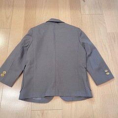 overjoyed グレー　ブレザー　子供100サイズの画像