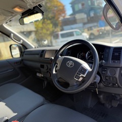 トヨタ　ハイエースバン　令和2年　走行距離6万キロ　車検付き　キーレス　軽油の画像