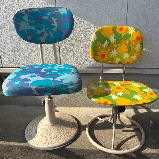 レトロ レトロポップ 椅子2脚 (mgkt) 香春の椅子《チェア》の中古