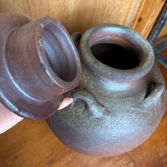 壺屋焼？お酒を入れる壺の画像