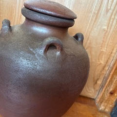 壺屋焼？お酒を入れる壺の画像