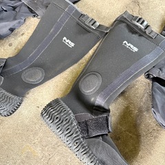 カヤック用品　ウェアー1式(3点)バウンダリーシューズ/レイブンパンツ 金沢市内手渡し限定の画像