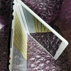 て★定型コメントNG★SONY★VPCEL36FJ★15.5インチ★カメラ、HDMI、DVDマルチ他★質問NG★記載文面、画像参照★逆光撮影★返品不可★初回コメントでご希望日時が未記載時は既読スルー★決定者様のみお返事★24時間対応★お返事は可能な限り迅速★最大で12時間以内の画像