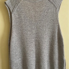 ニットベストの画像