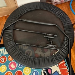 室内用トランポリン（約100センチ）の画像