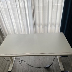 電動昇降デスク 幅140,奥行き70cm,高さ62.5〜128(cm)の画像