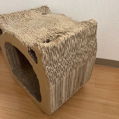 猫　 爪とぎ 段ボール　ダンボールの画像