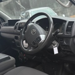 トヨタ　ハイエースバン　令和2年　走行距離3万キロ　車検付き　キーレス　バックカメラ　軽油の画像