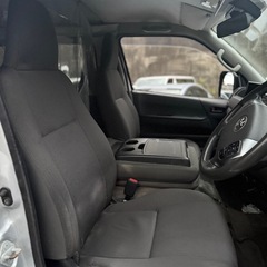 トヨタ　ハイエースバン　令和2年　走行距離3万キロ　車検付き　キーレス　バックカメラ　軽油の画像