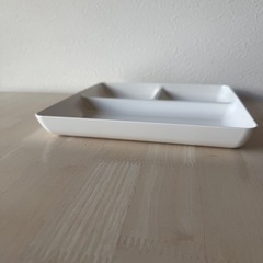 ニトリ　楽に洗える　両面撥水角型ランチプレート(大 ホワイト)の画像