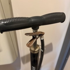 自転車空気入れの画像