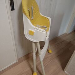 ベビーチェアの画像