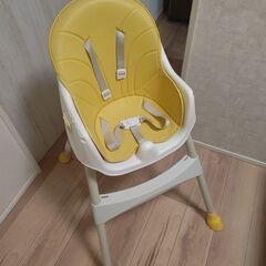 ベビーチェアの画像