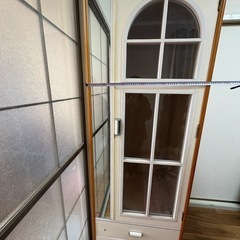 鏡付き洋服タンスの画像