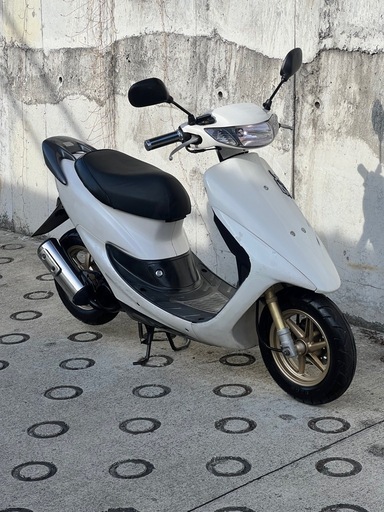 大人気セール‼️本物ZX😎安心のバッテリー新品✨️前後タイヤまだまだ