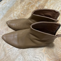 ATELIER BRUGGE ベージュ　23.5 アトリエブルージュ　ブーツの画像