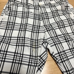 ゴルフ　adidasズボン　白×黒の画像