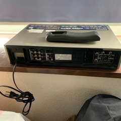 VHS ビデオデッキの画像