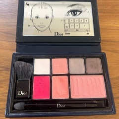 dior ファッションパレットの画像