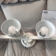 照明 ニトリ シーリングライト 4灯 LI-ZU の画像