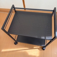 美品　キャスター付きワゴンの画像