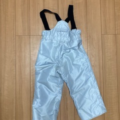 子供用スノーウェアの画像