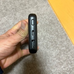 これはモバイルバッテリーですが、今は使っていません。必要な方に無料でお譲りしたいです。の画像