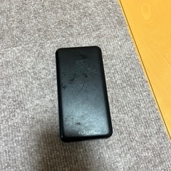 これはモバイルバッテリーですが、今は使っていません。必要な方に無料でお譲りしたいです。の画像