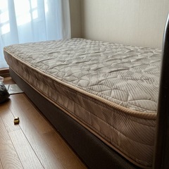 シングルベッドの画像