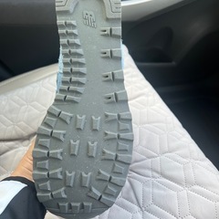 ニューバランススニーカーの画像
