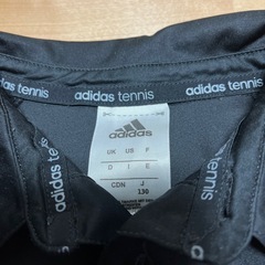 adidas 黒　130の画像