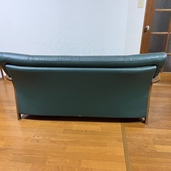 家じまいカリモクのソファの画像