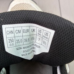 ヨネックステニスシューズの画像