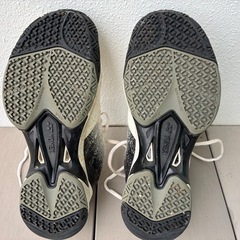 ヨネックステニスシューズの画像