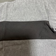 黒×グレー　Tシャツの画像