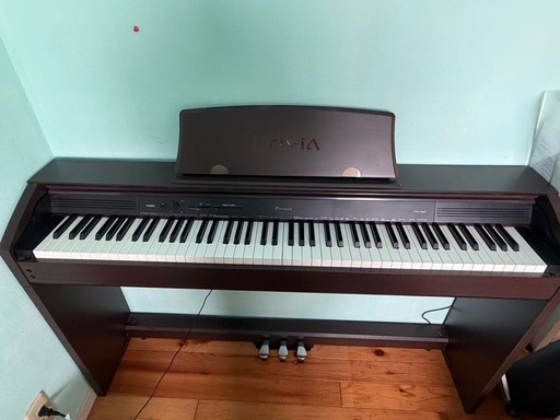 引取り希望Casio Privia PX-760 ダークブラウン(ジャンク品) 引取り希望Casio Privia PX-760 ダークブラウン(ジャンク品)