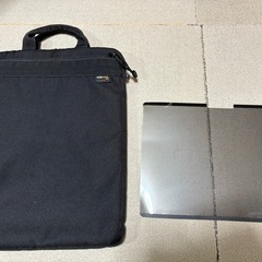 【Surface用】PCキャリングバッグ（グレー）＋おまけ：覗き見防止フィルター付の画像