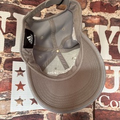 adidas帽子の画像