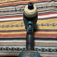 マキタtp141充電式4モードインパクトドライバ本体の画像