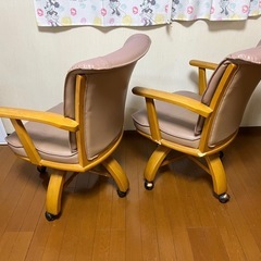 実家じまい　ダイニングテーブル＋椅子の画像