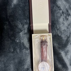 ダニエルウェリントン腕時計の画像