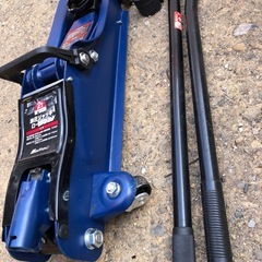 油圧ジャッキの画像